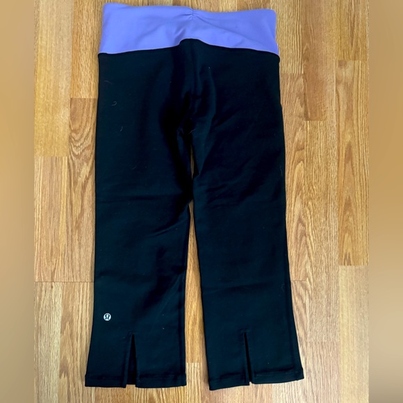 Lululemon capri size 6. Hardly worn great condition - Picture 2 of 4